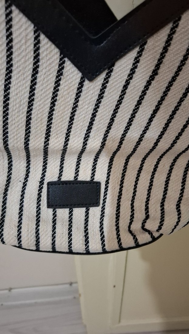 Siyah Beyaz Zebra Desenli Kadın Çanta - Görsel 2