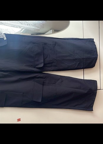 Siyah Mini Kadın Kumaş Pantolon - Görsel 2