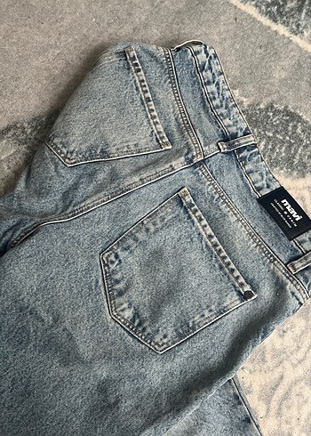 Gri Batik Desenli Kadın Kot Pantolon - Görsel 9