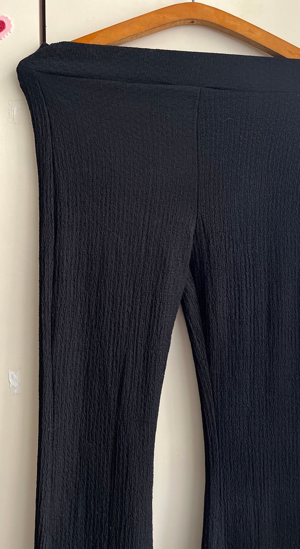 Kadın Siyah Pilili Midi İspanyol Paça Pantolon - Görsel 3