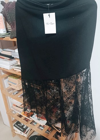 Dantel Detaylı Siyah Gotik Uzun Etek - Görsel 2