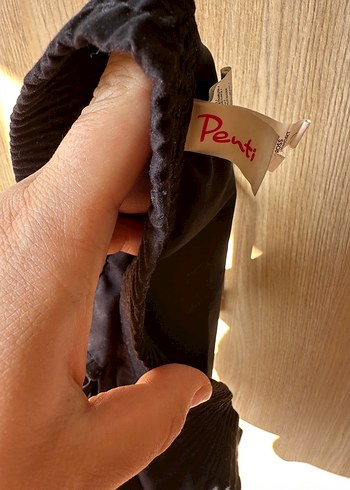 Penti Siyah Nakışlı deniz şortu