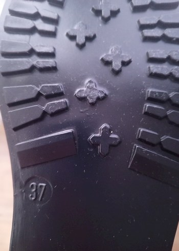 Siyah Kapitone Yağmur Çizmesi - Görsel 6