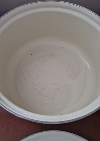 krem çiçek desenli kapaklı emaye tencere - Görsel 2