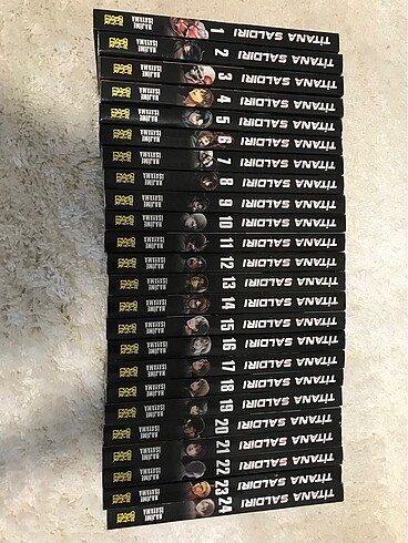 Attack on Titan 1-24