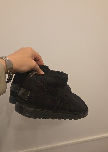 Ugg Siyah Suet Ugg Replika