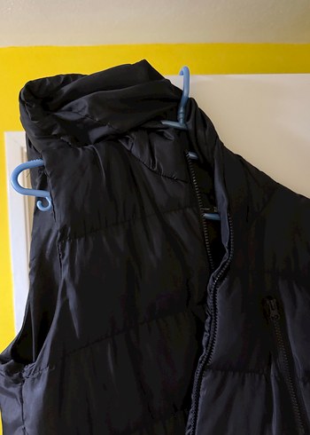 Siyah Fermuarlı Kadın Yelek - Görsel 3