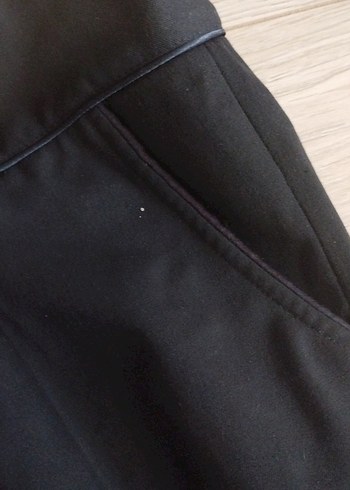 m Beden Kadın Siyah Kemerli Kumaş Pantolon