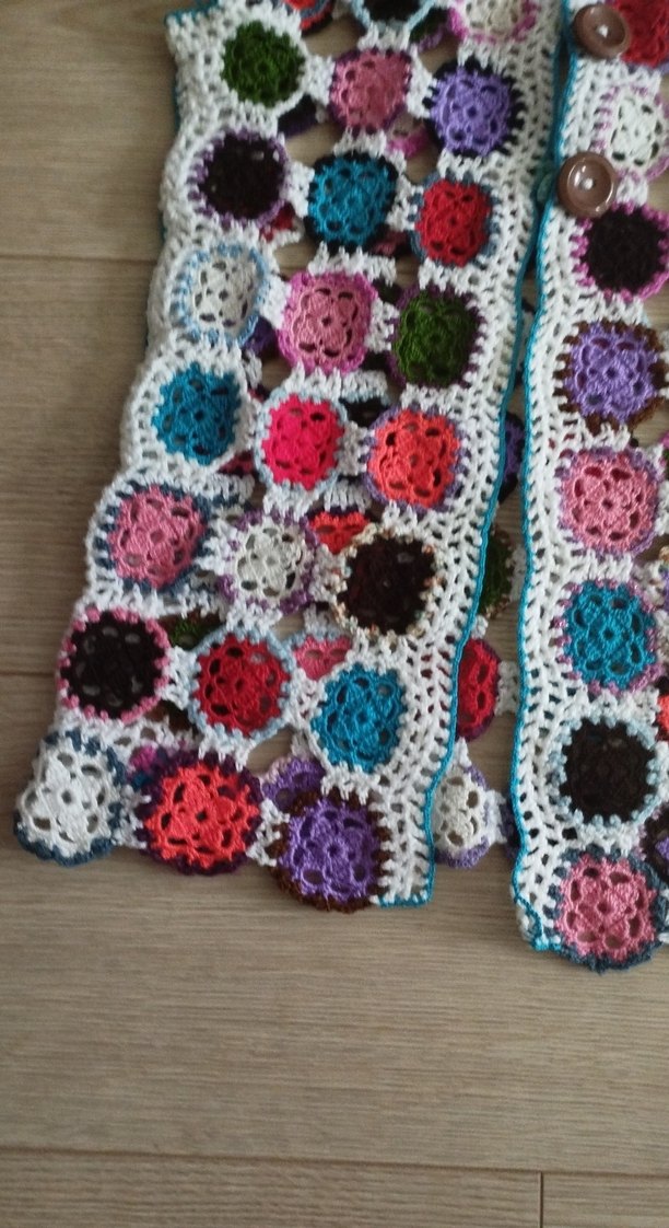 Renkli Puantiyeli Bohem Örgü Yelek - Görsel 2