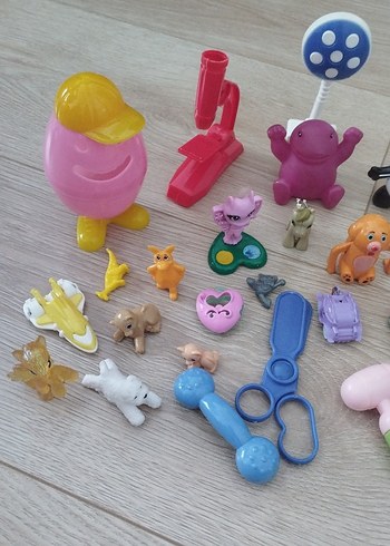 Renkli Mini Aksiyon Figürleri Seti - Görsel 2