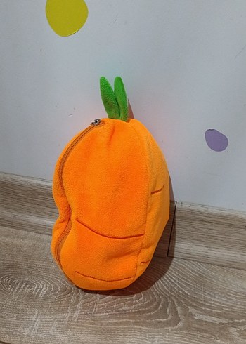 Beden Turuncu Kabak Kostümlü Peluş Oyuncak