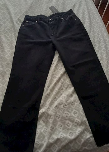 Siyah mom jean