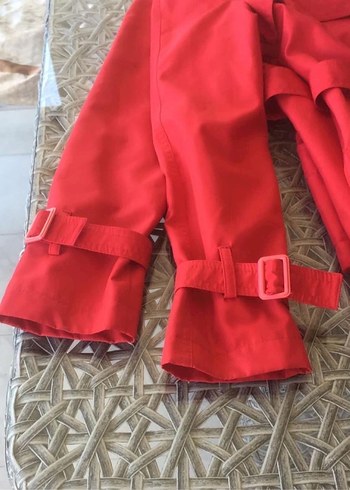 s Beden Burberry orijinal kırmızı trençkot