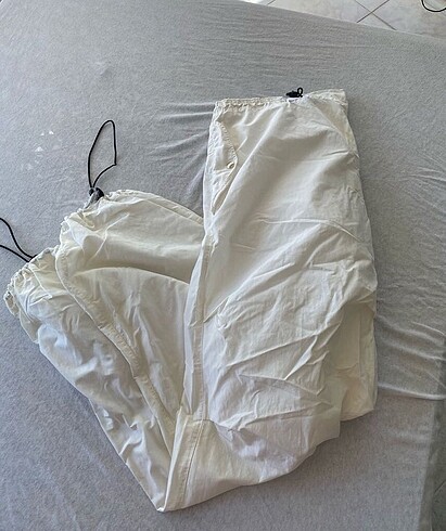 52 Beden beyaz Renk Büyük beden beyaz kargo paraşüt pantolon