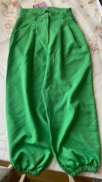 Yeşil balon pantalon