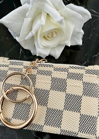 Altın Zincir Detaylı Parisian Anahtarlık - Görsel 2