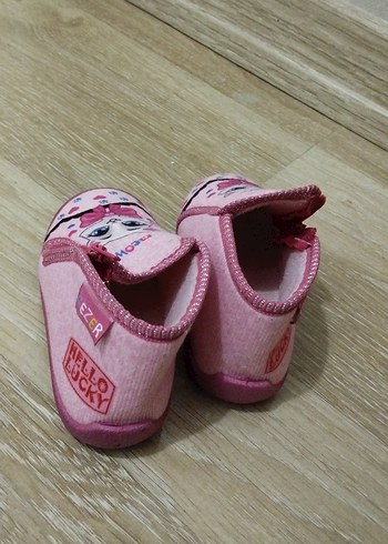 Kız Çocuk Pembe Nakışlı Sıcak Ev Terliği - Görsel 3