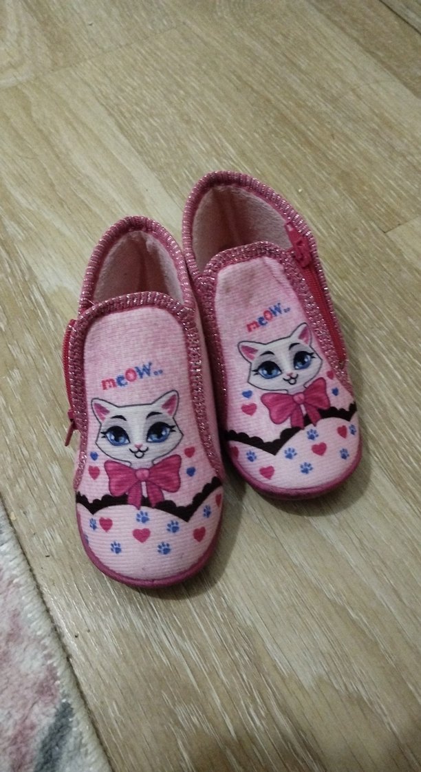 Kız Çocuk Pembe Nakışlı Sıcak Ev Terliği - Görsel 2