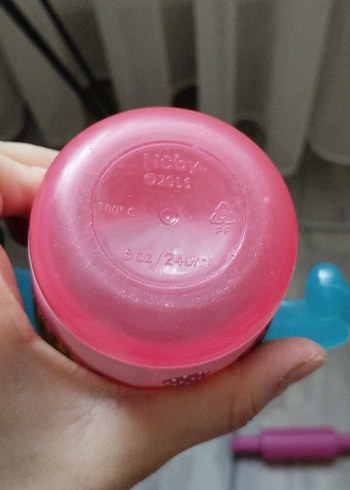 Renkli Nuby Bebek Bardağı - Görsel 4