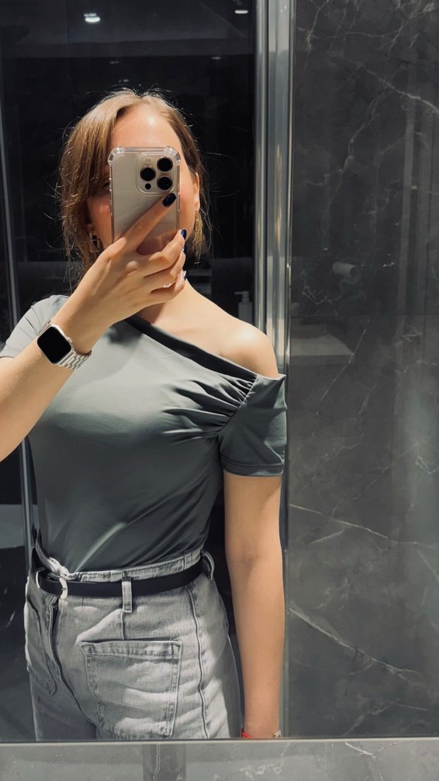 Asimetrik Yaka Gri Kadın Bluz - Görsel 2