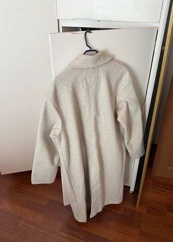 Bej Tek Düğmeli Uzun Kaban - Görsel 4