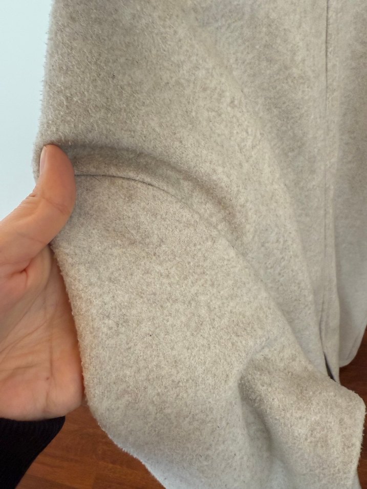 Bej Tek Düğmeli Uzun Kaban - Görsel 5