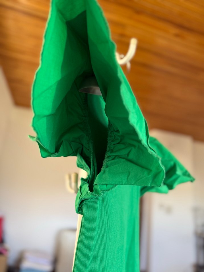 Yeşil Kısa Kollu Fırfırlı Midi Elbise - Görsel 4