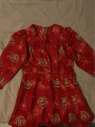 Kırmızı vintage elbise diz altı