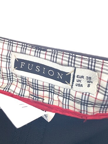 38 Beden siyah Renk PreLoved Kumaş Pantolon %70 İndirimli.