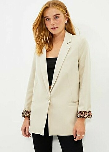 Trendyol & Milla Taş Regular Astar Detaylı Blazer Ceket