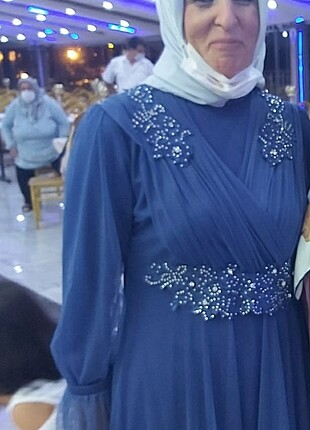 Indigo rengi tesetturlu abiye