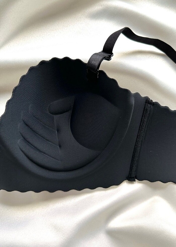 Siyah lazer el destekli sütyen  - Görsel 2