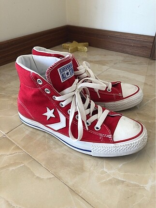 Kırmızı convers