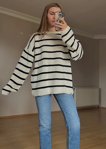 Trendyol & Milla Oversize Siyah Beyaz Cizgili Triko Kazak