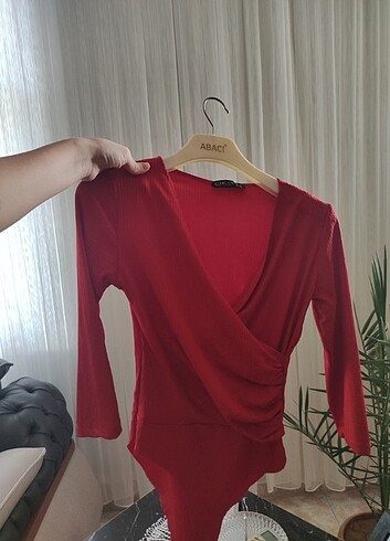 Saaten Şık kırmızı üst 