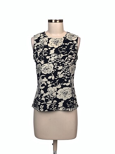 Marks & Spencer Bluz %70 İndirimli.