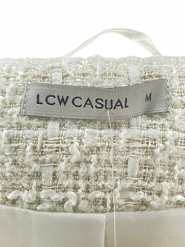 m Beden beyaz Renk LC Waikiki Blazer %70 İndirimli.