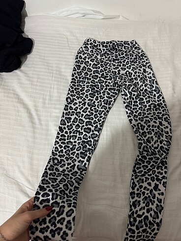 s Beden Leopar tayt