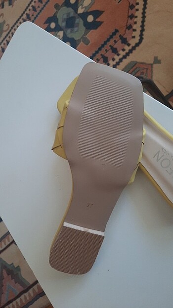 Kadın terlik - Görsel 3