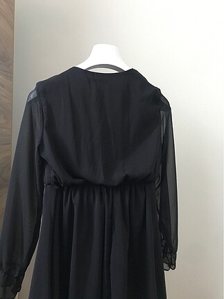 36 Beden siyah Renk trendyolmilla elbise