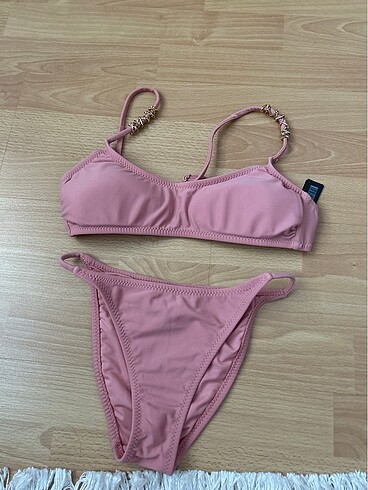 toz pembe bikini takımı