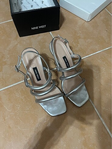 Nine West nine west gümüş topuklu