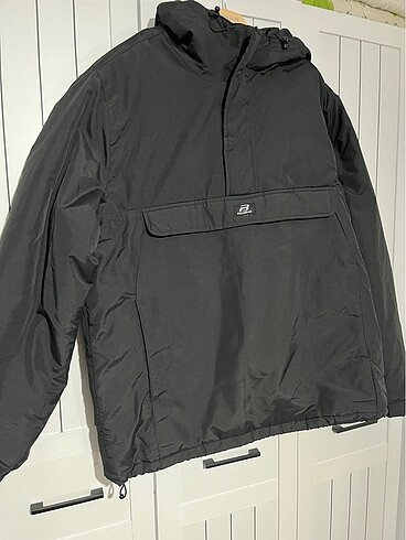 PULL BEAR