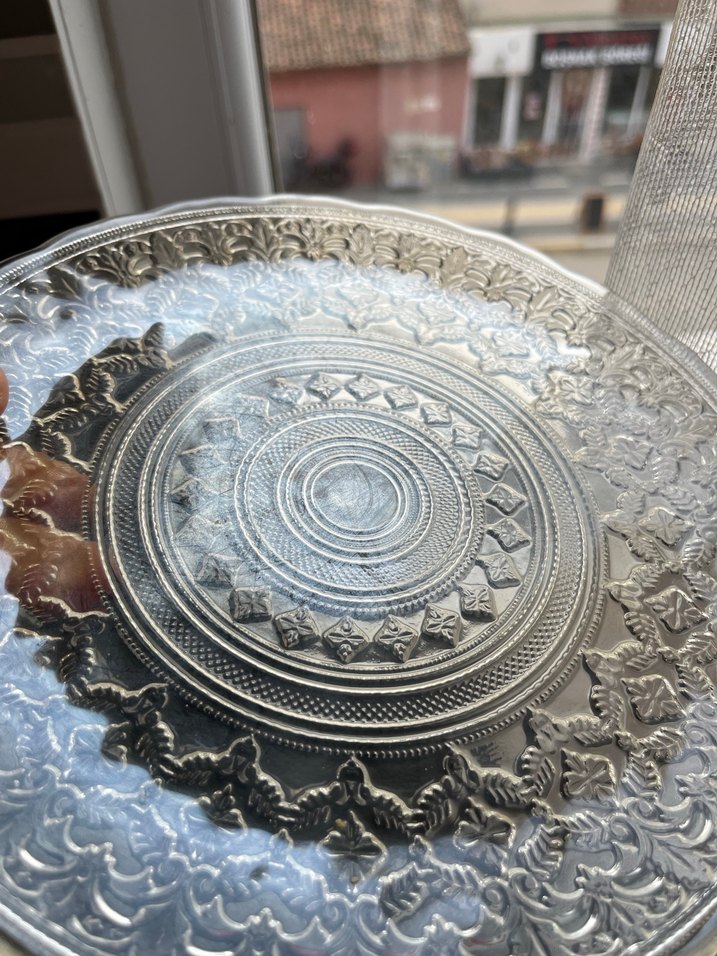 İşlemeli Desenli Beyaz Cam Tabak - Görsel 2