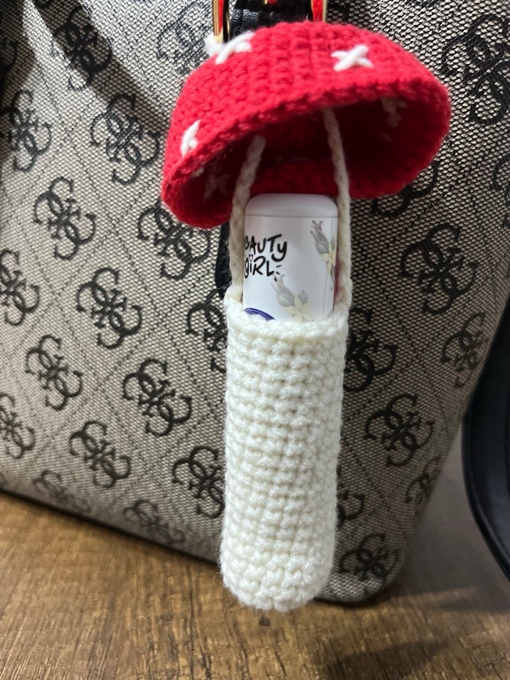 Renkli Örgü Mantar Anahtarlık - Görsel 3