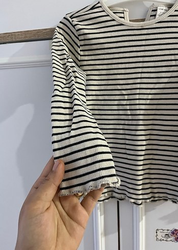 Kız Çocuk Siyah Beyaz Çizgili Pamuklu Bluz - Görsel 2