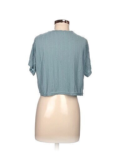 m Beden Diğer T-shirt %70 İndirimli.