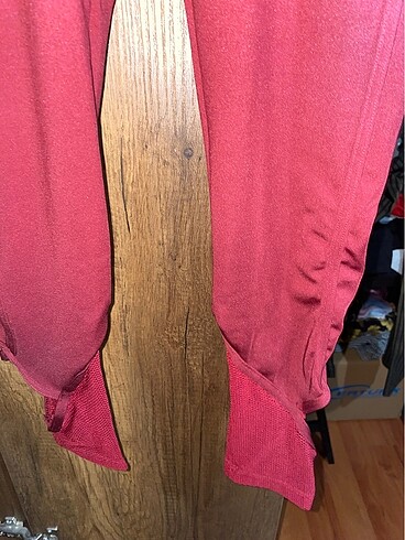 Bordo spor takımı - Görsel 3