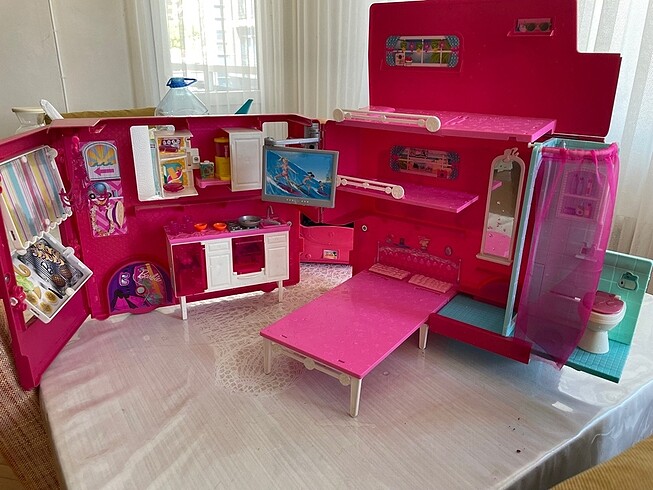 Barbie karavan