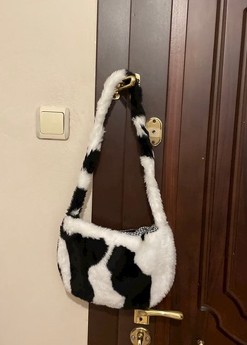 Diğer Kürk Detaylı Zebra Desenli Beyaz Omuz Çantası